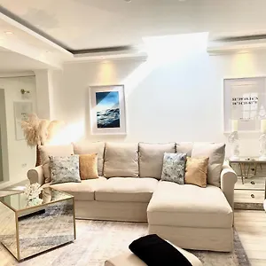 Little Townsuite Funchal (Madeira)
