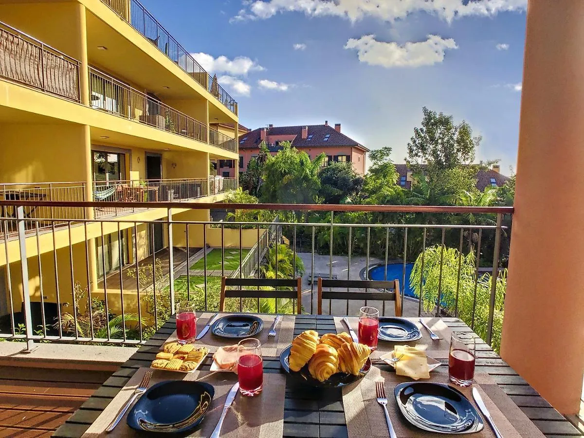 Apartment Deluxe Living By Lovelystay Funchal