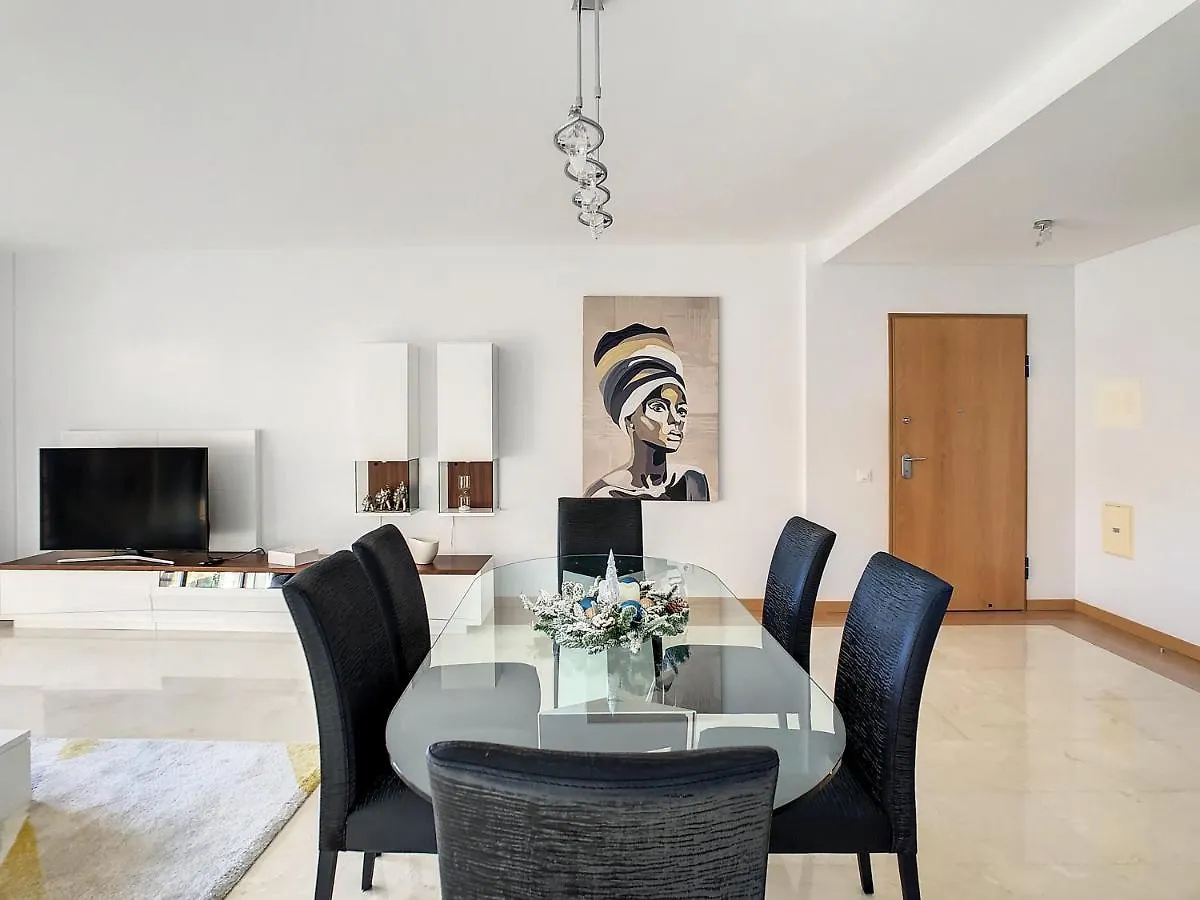 Deluxe Living By Lovelystay Funchal  Funchal (Madeira)