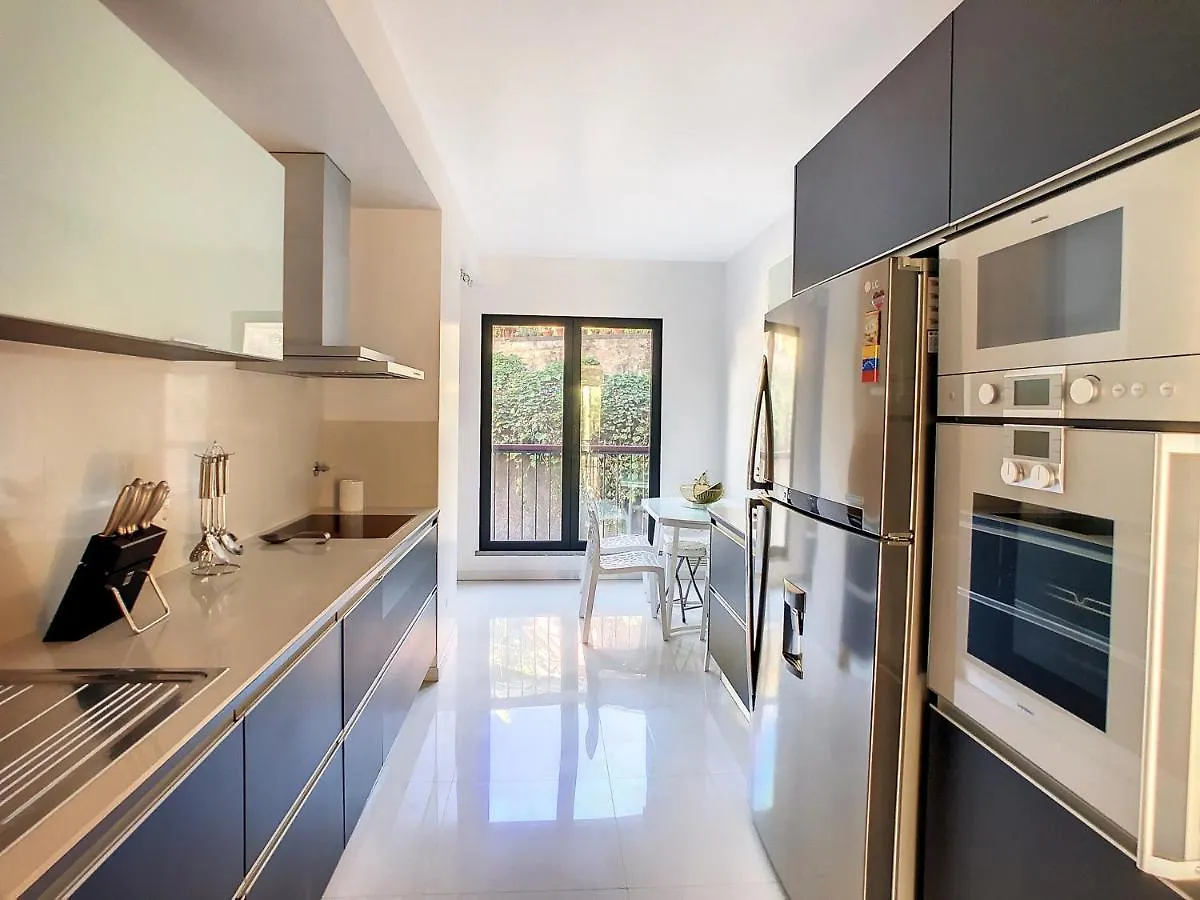 Apartment Deluxe Living By Lovelystay Funchal